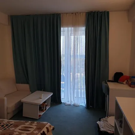 Apartment Blaxy Douazeci si Trei August